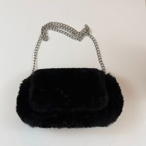 Pull&Bear Black Faux Fur Chain Shoulder Bag